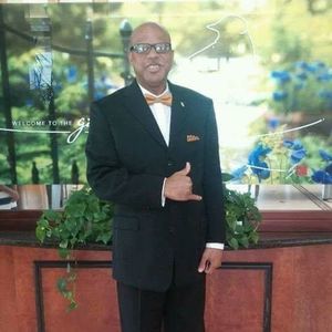 Meet your Posher, Cleve